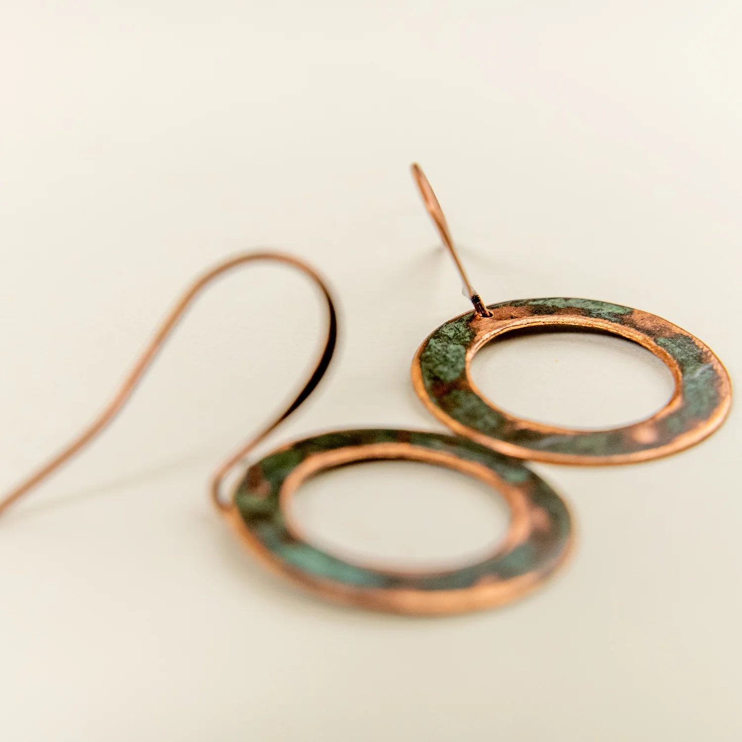 3659-the-circle-earrings-1.webp