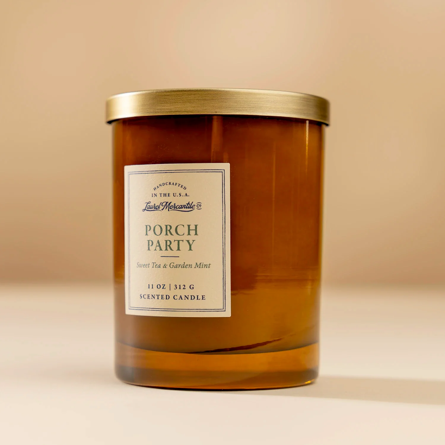 395-porch-party-candle-1.webp