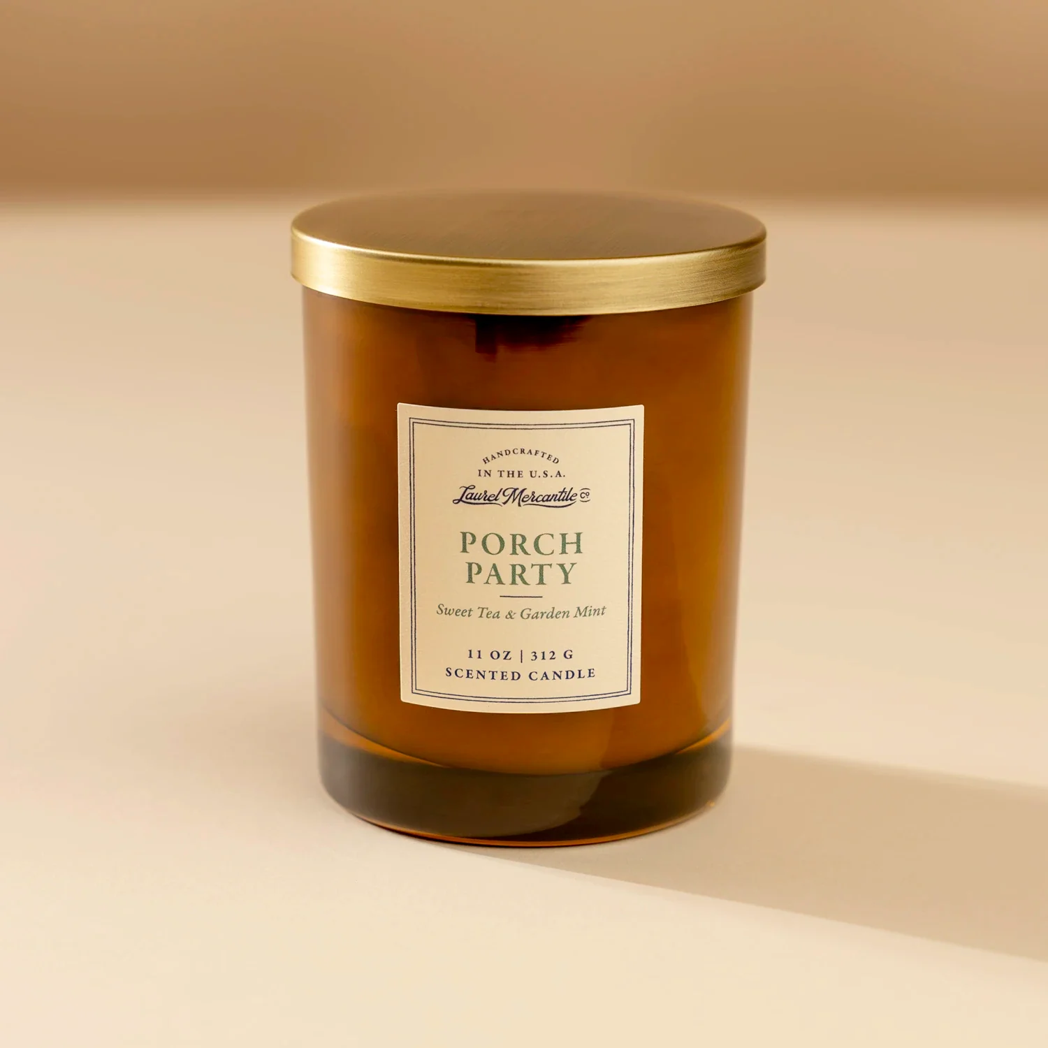 395-porch-party-candle-1.webp