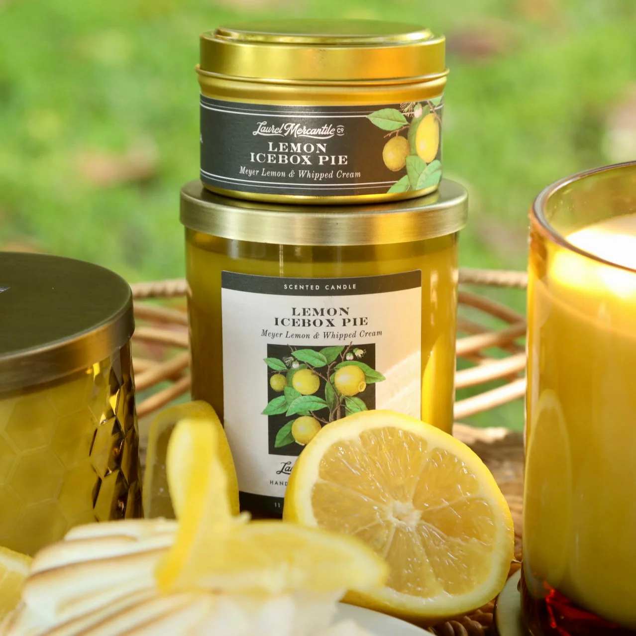 398-lemon-icebox-pie-candle-1.webp