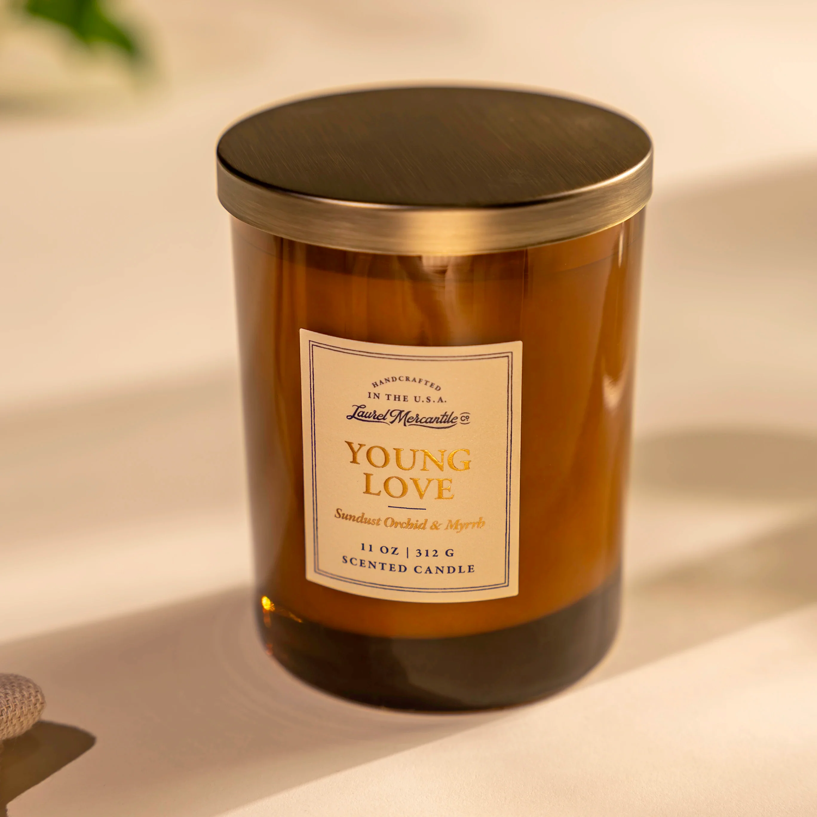 401-young-love-candle-1.webp