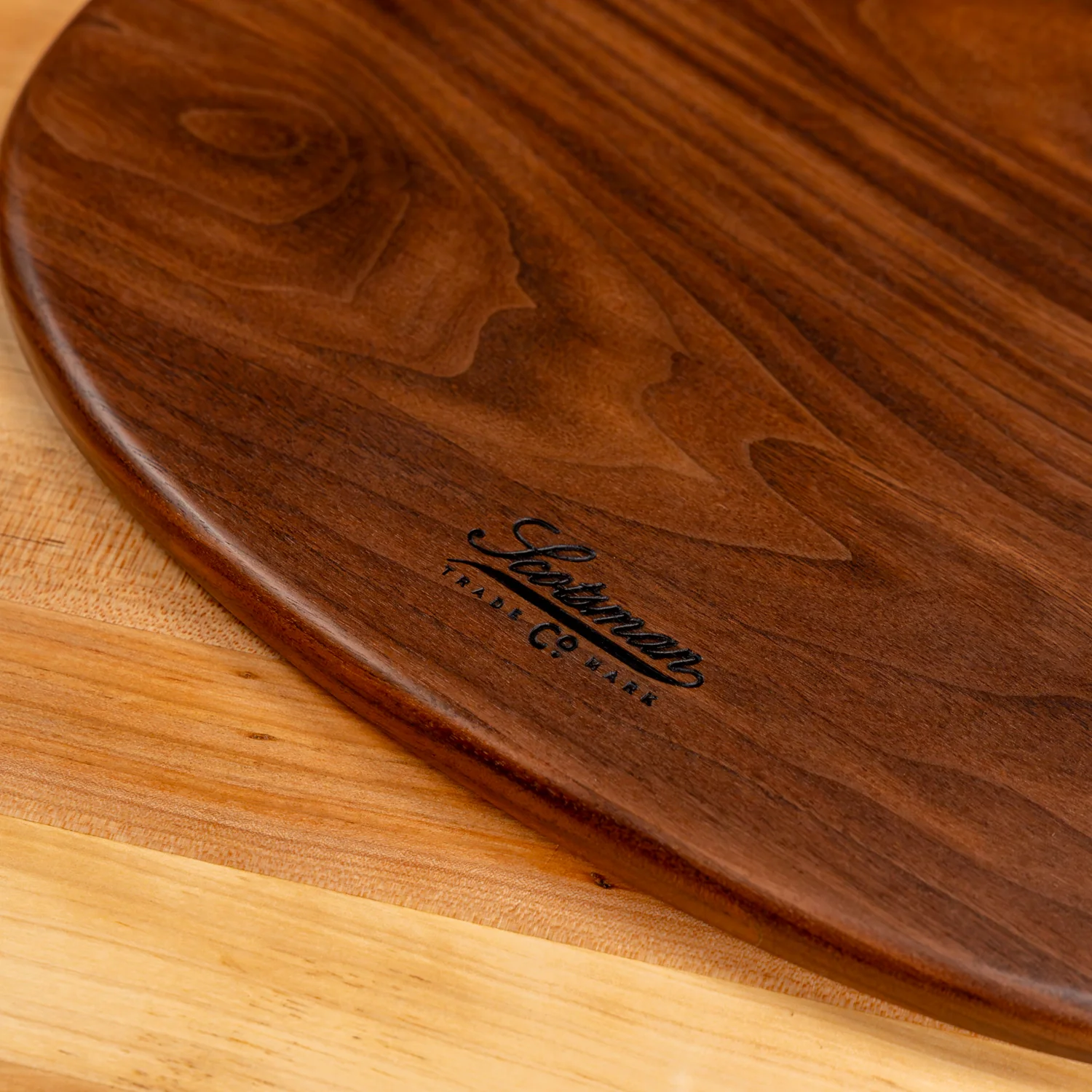 4177-walnut-oval-serving-board-1.webp