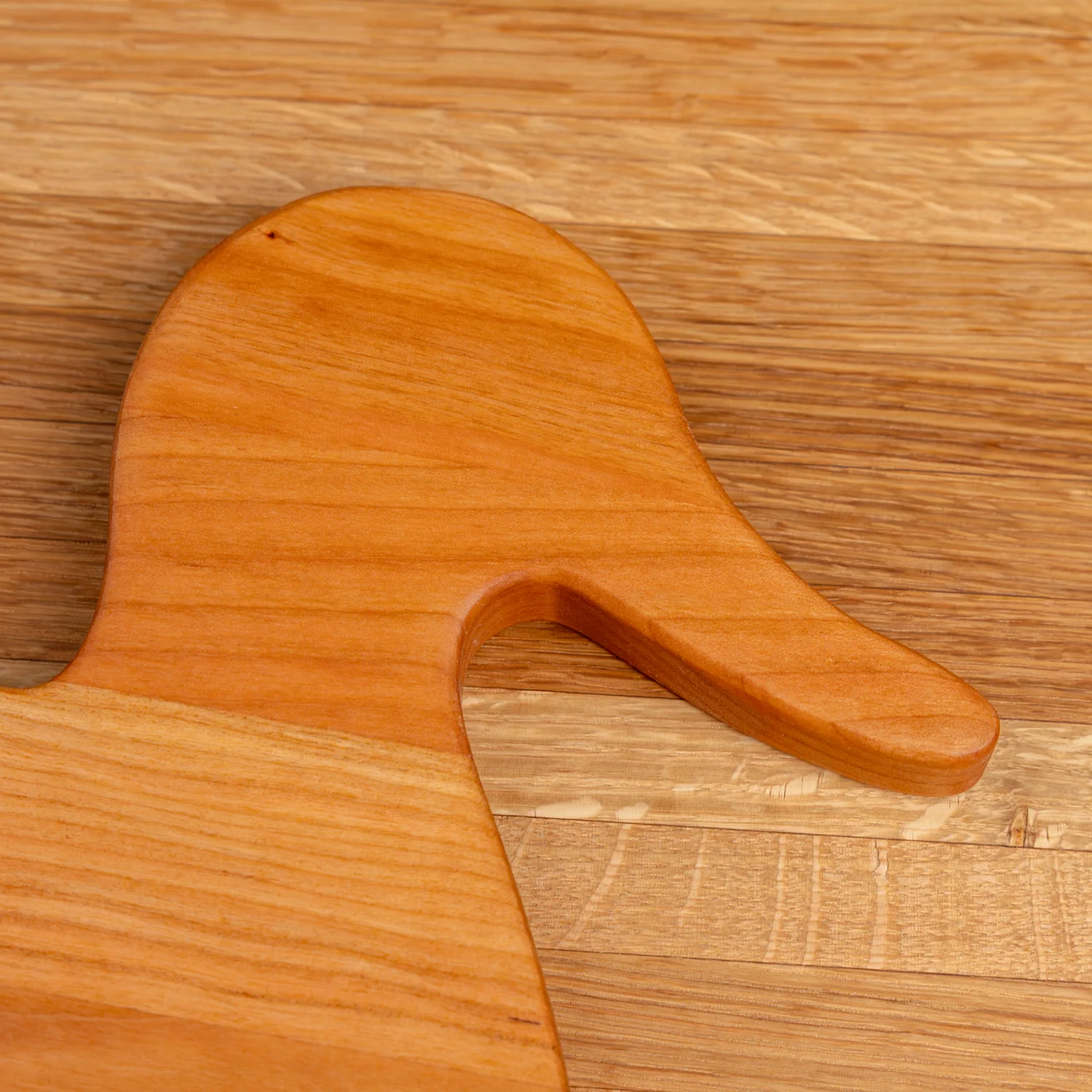 486-cherry-duck-serving-board-1.webp