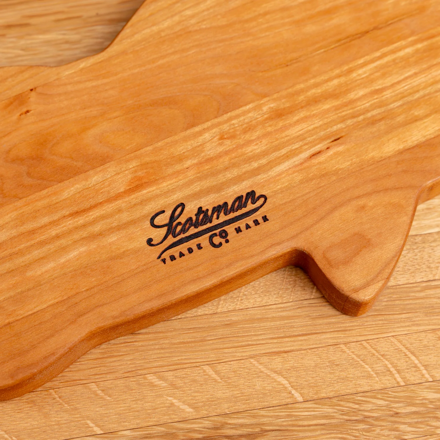 487-cherry-fish-serving-board-1.webp