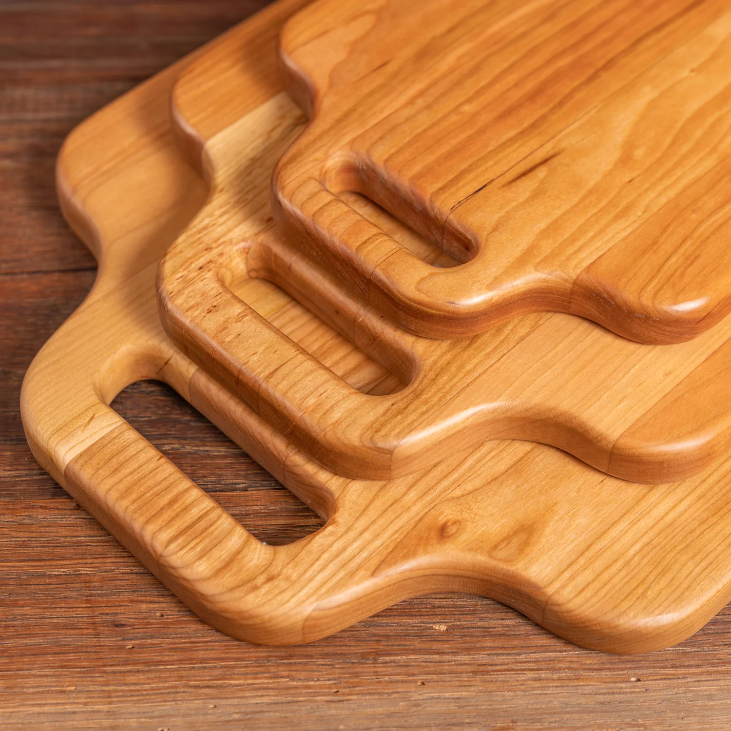 516-cherry-rectangle-cheese-board-1.webp