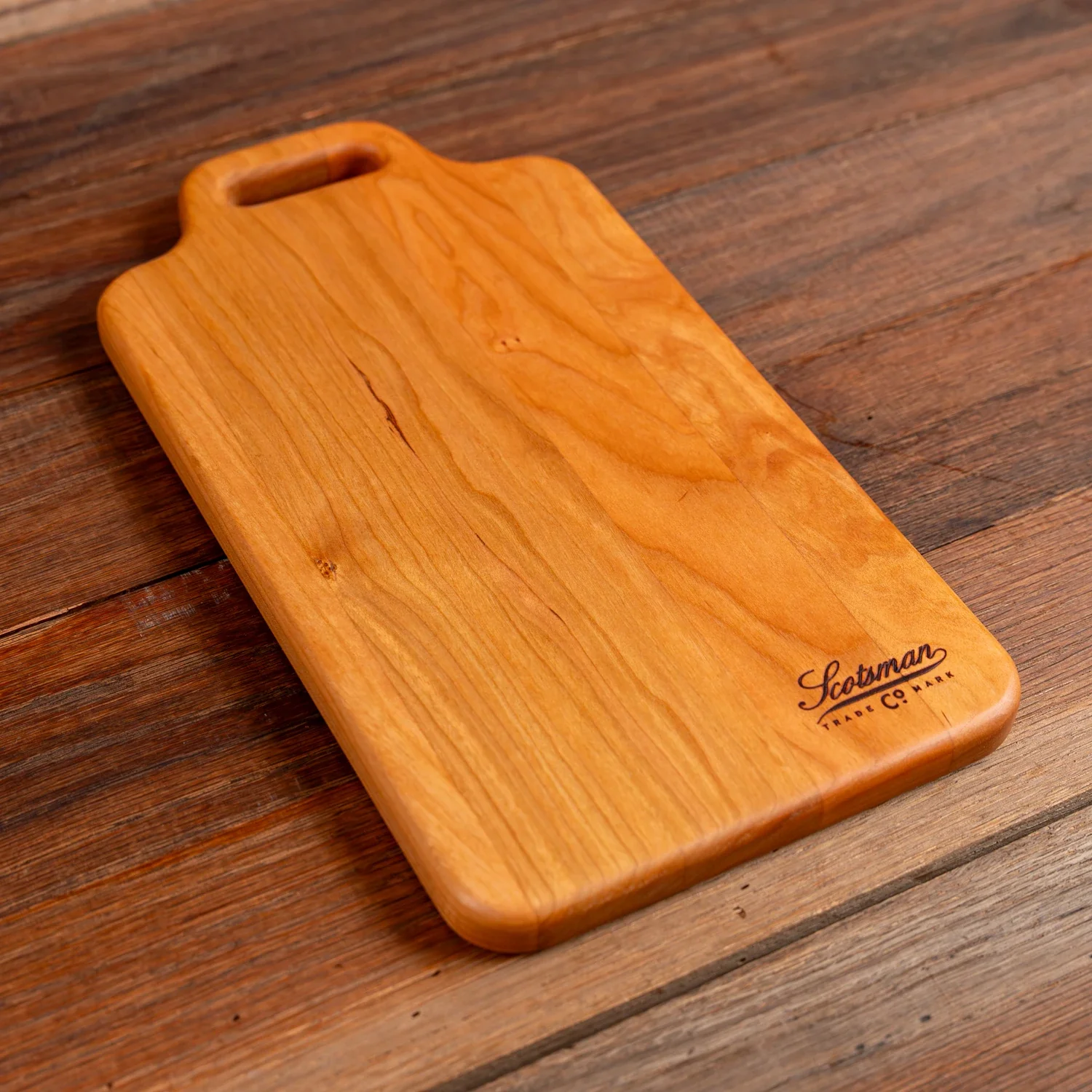 516-cherry-rectangle-cheese-board-1.webp