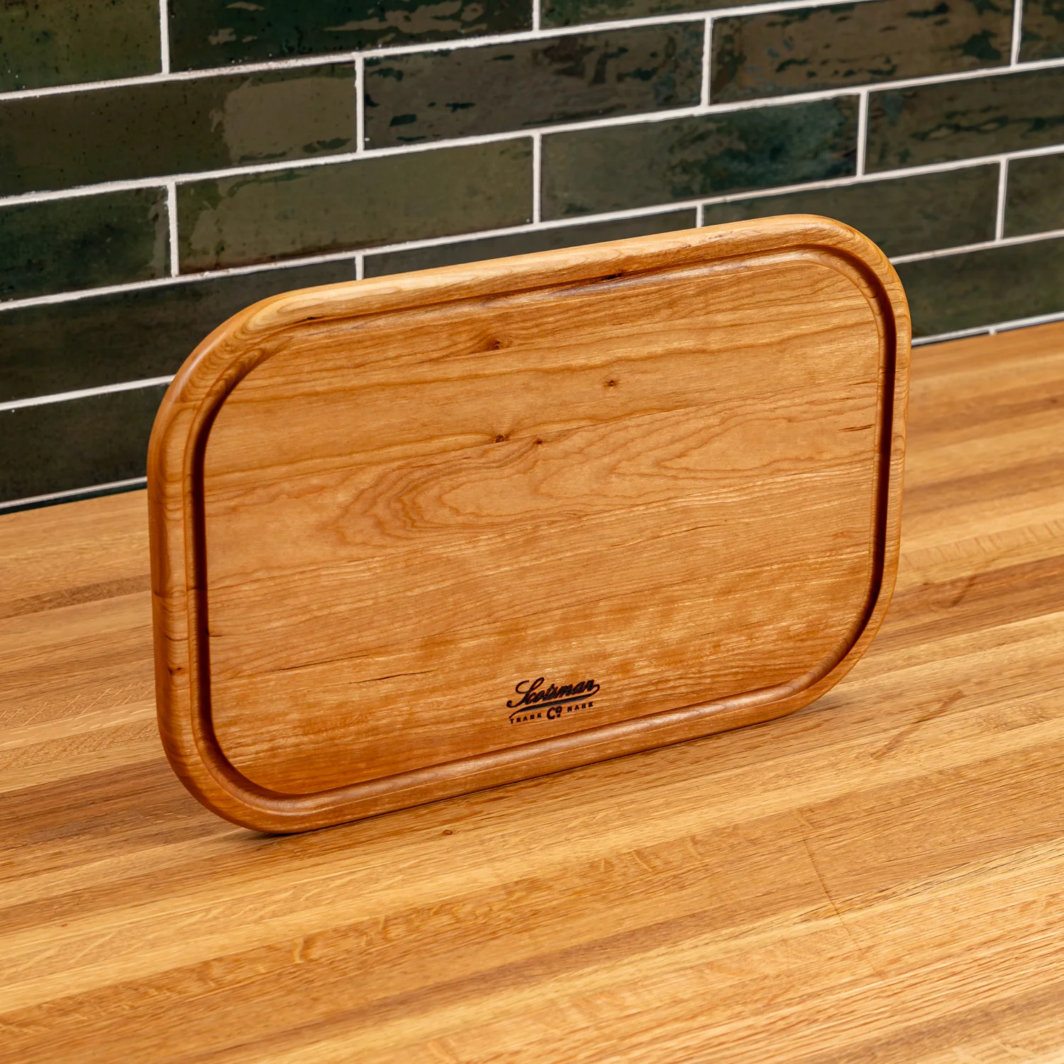 524-cherry-rectangle-serving-board-with-juice-groove-1.webp