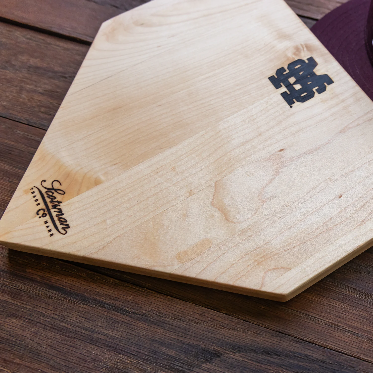 559-maple-mississippi-state-home-plate-serving-board-1.webp