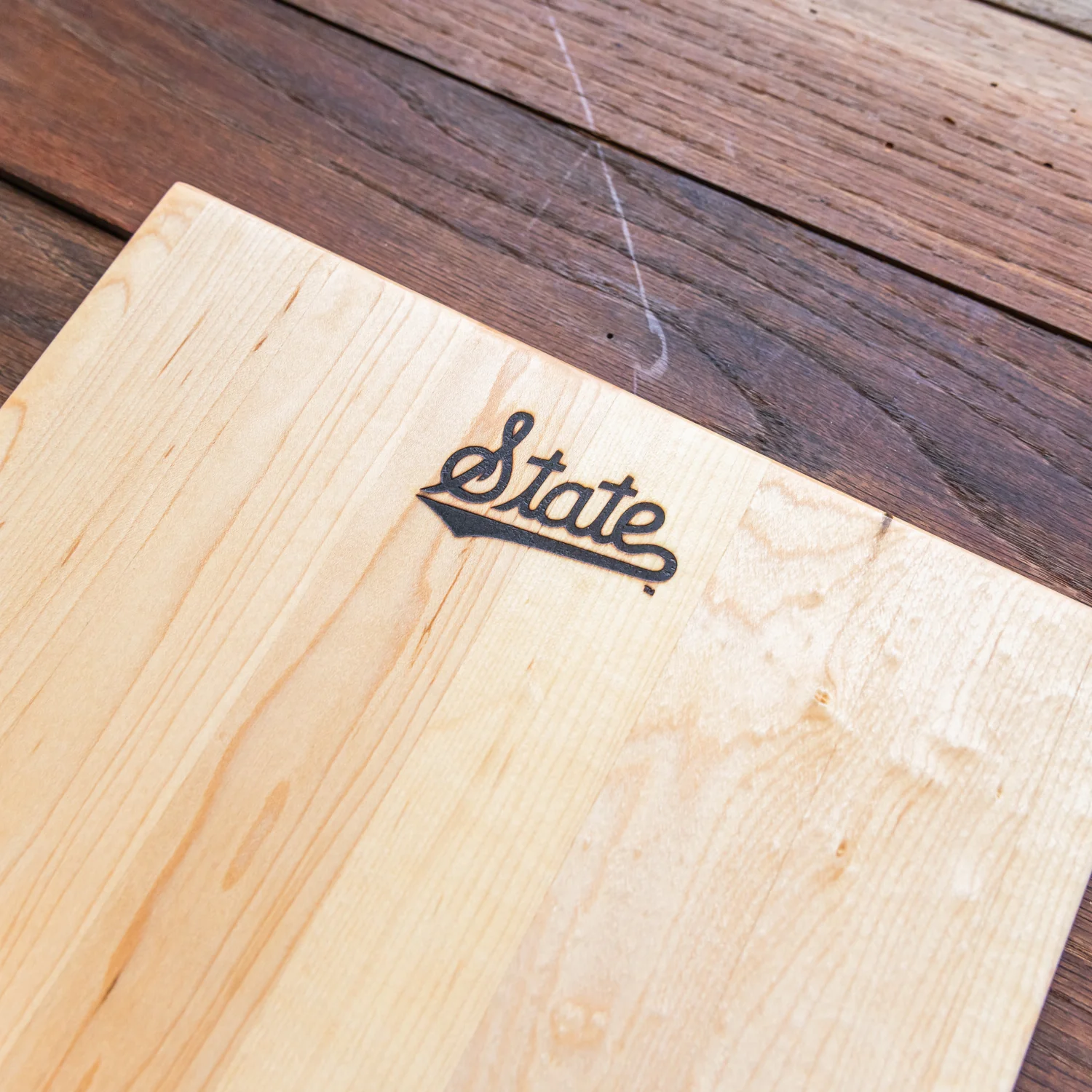 559-maple-mississippi-state-home-plate-serving-board-1.webp