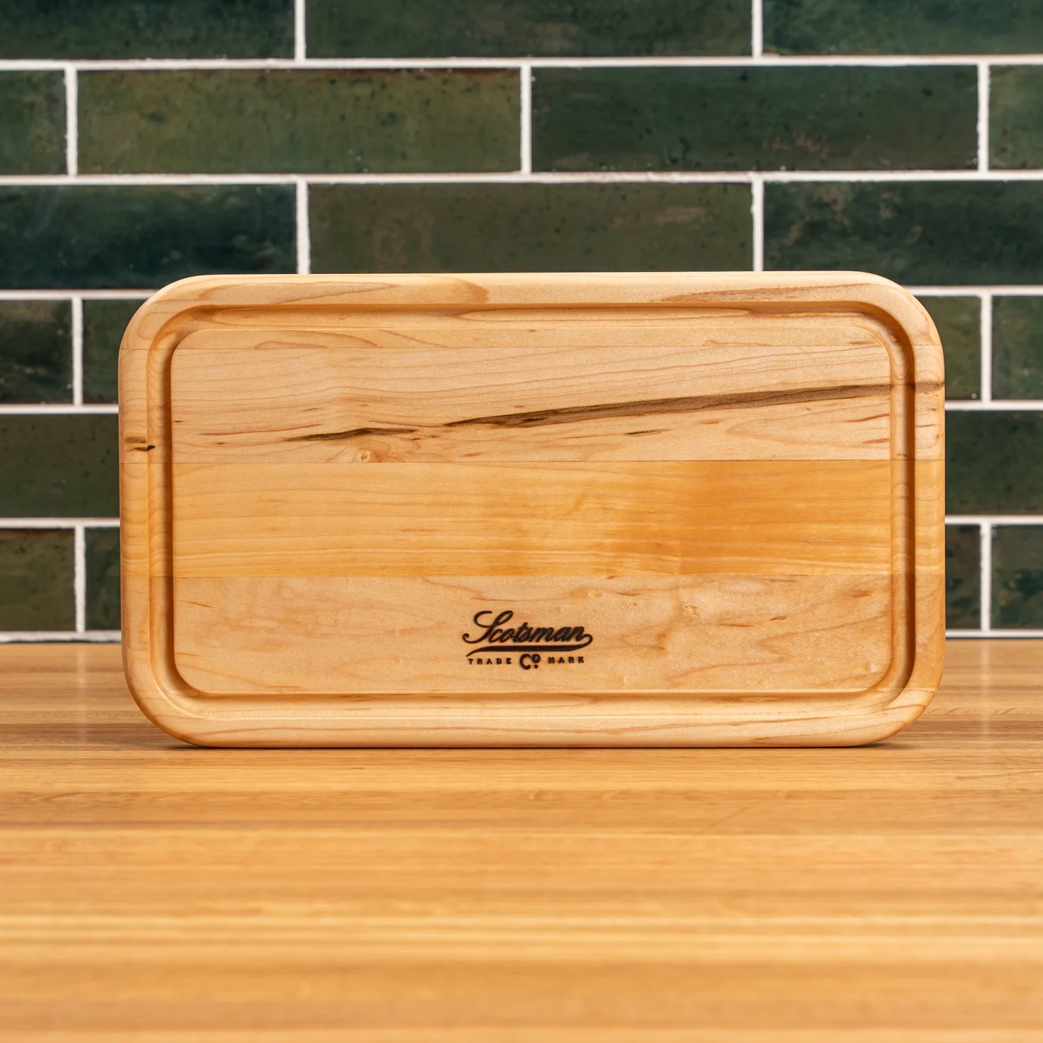 591-maple-rectangle-serving-board-with-juice-groove-1.webp