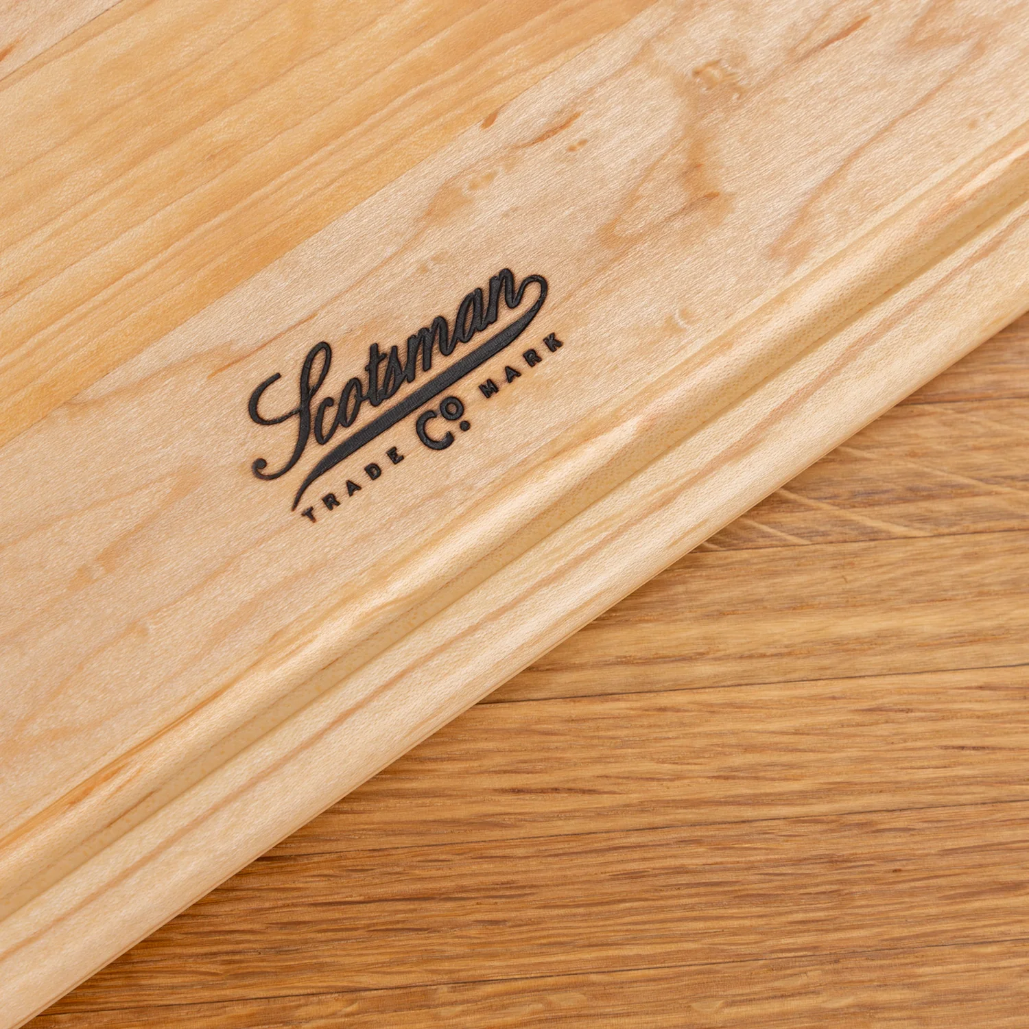 591-maple-rectangle-serving-board-with-juice-groove-1.webp