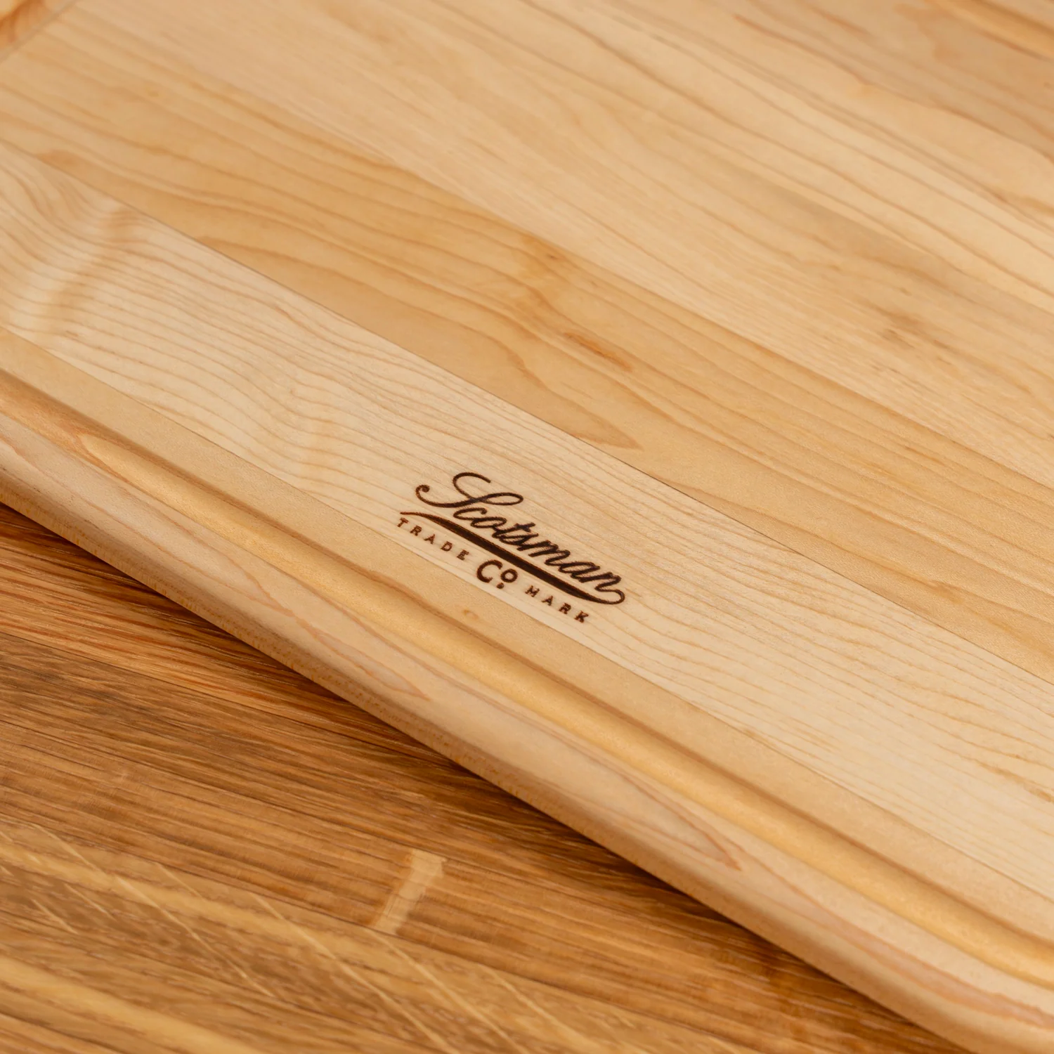 591-maple-rectangle-serving-board-with-juice-groove-1.webp