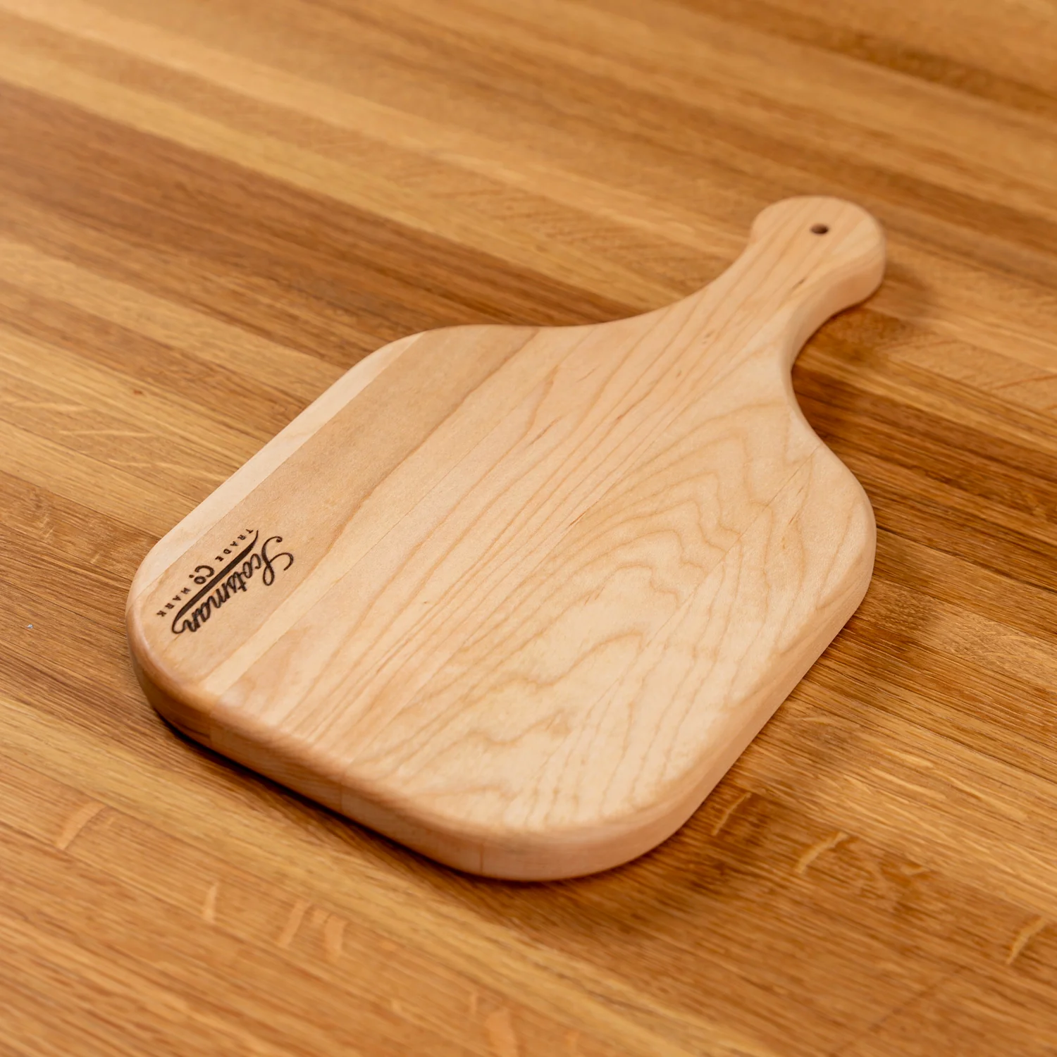 599-maple-square-cheese-board-1.webp
