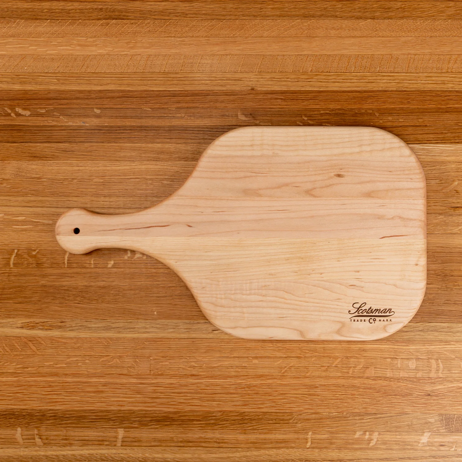 599-maple-square-cheese-board-1.webp