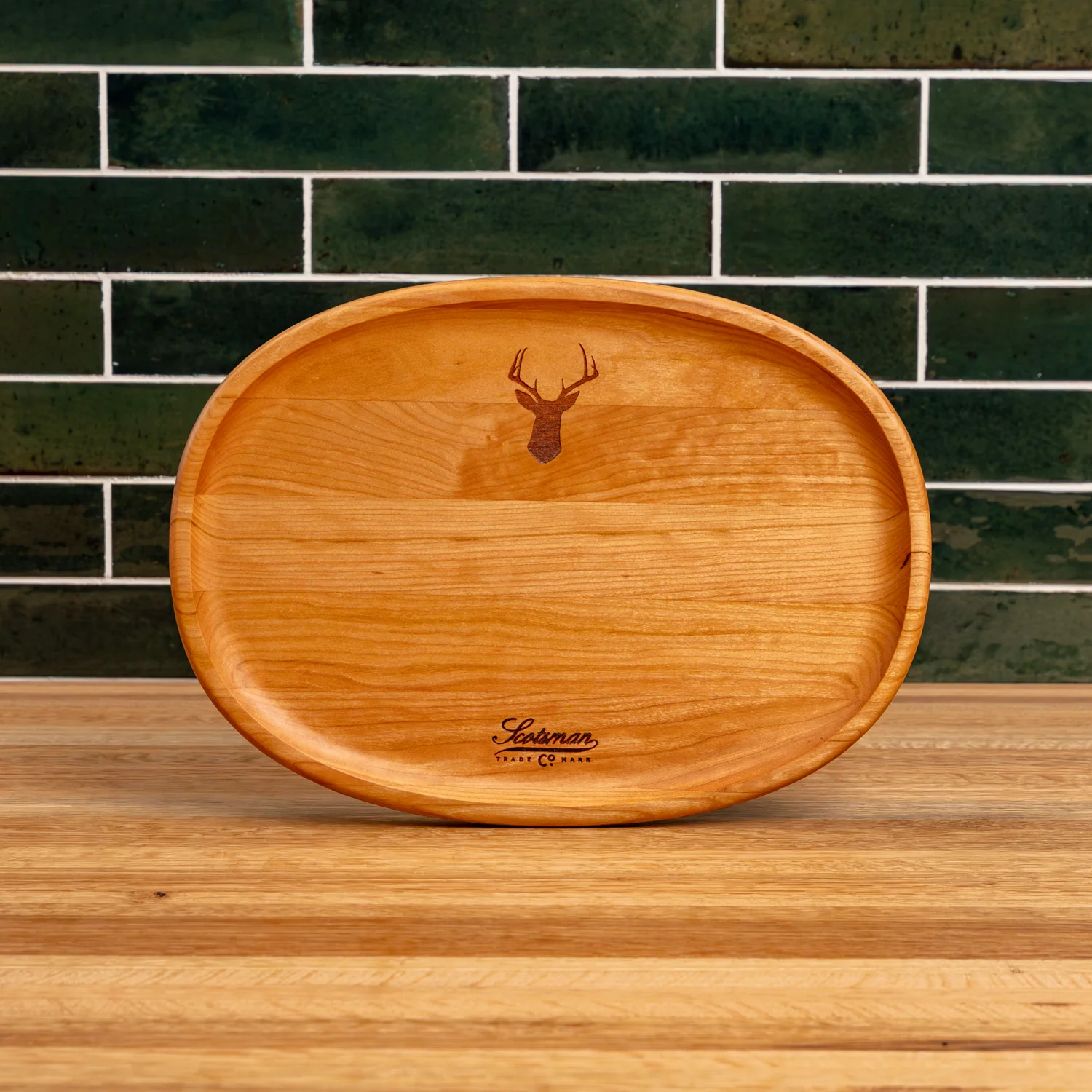 632-special-edition-cherry-oval-carving-board-1.webp