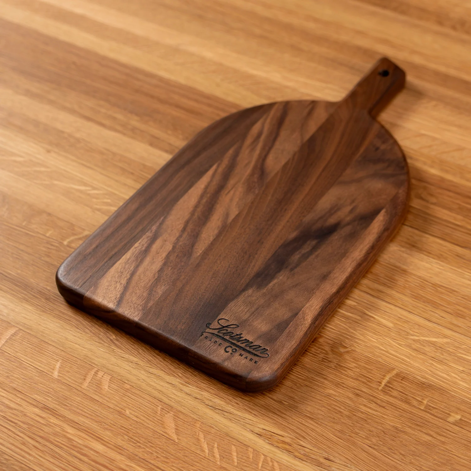 639-walnut-arched-cheese-board-1.webp