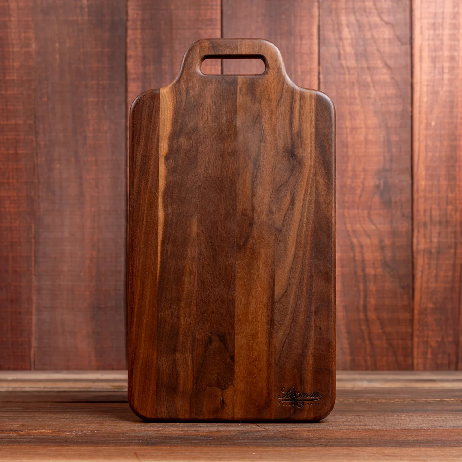 678-walnut-rectangle-cheese-board-1.webp