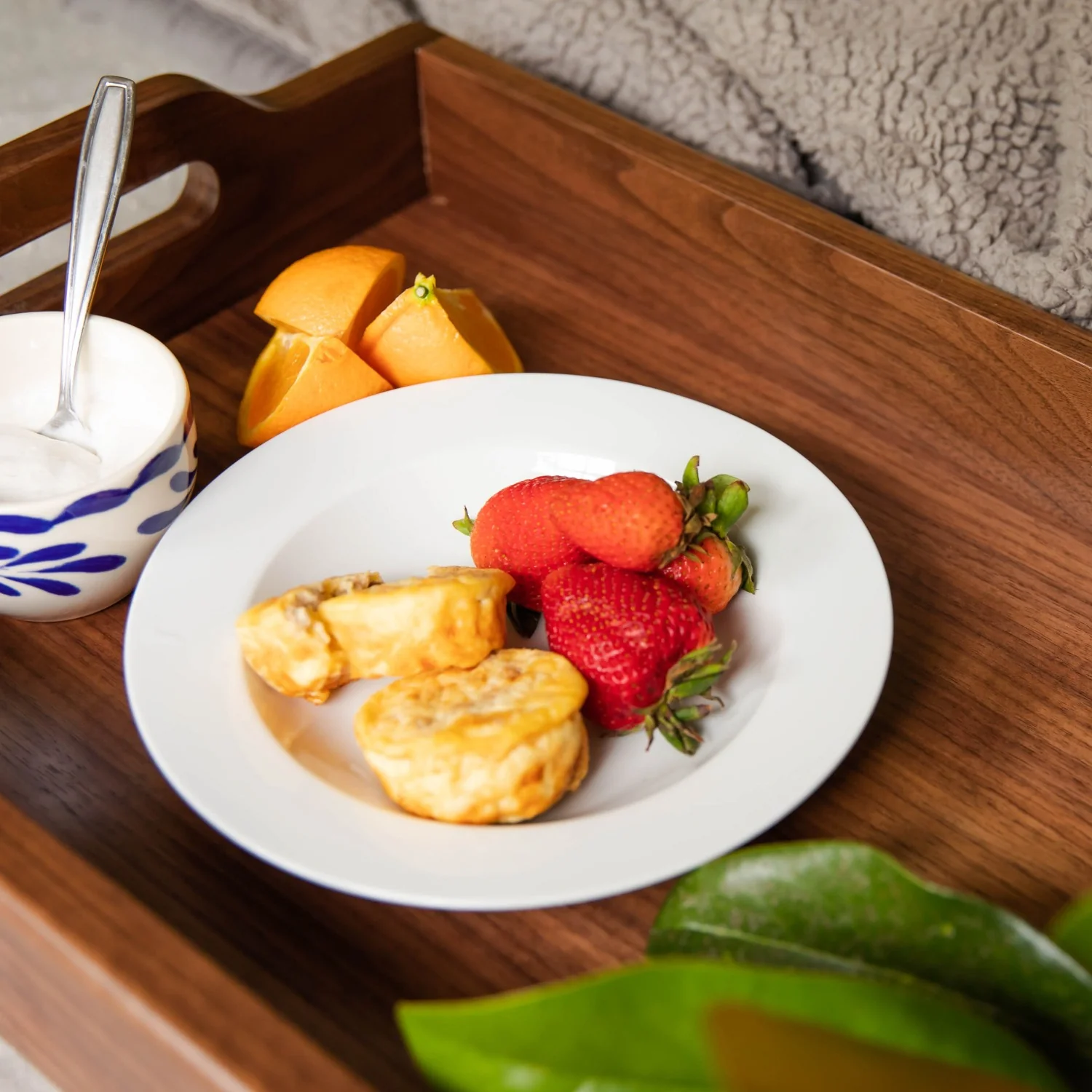 690-walnut-serving-tray-1.webp